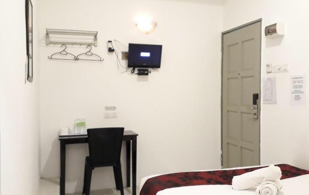 Max Ferringhi Hotel Бату-Ферринги Экстерьер фото